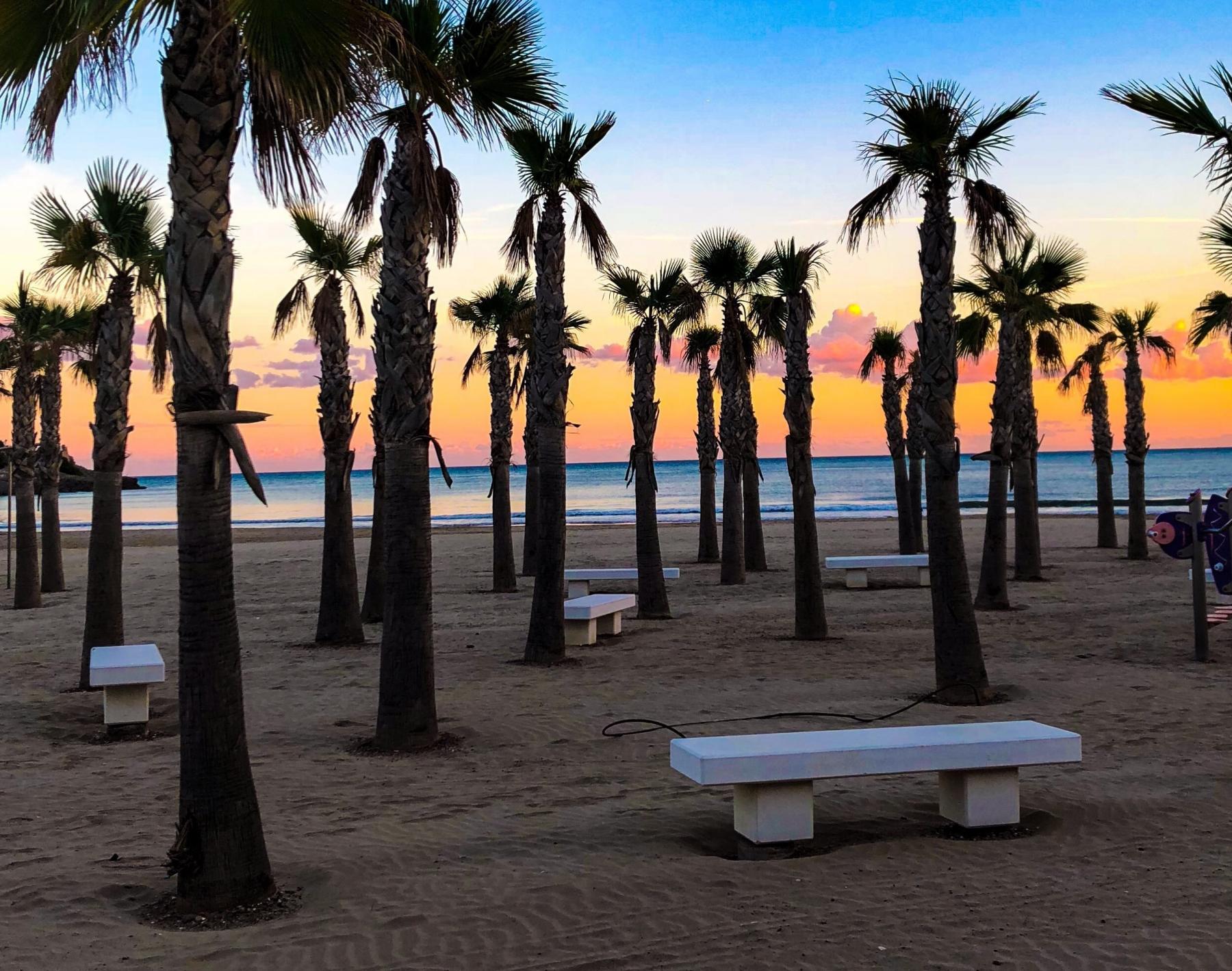 Riverside Buntingford airport taxis Herts Covering Buntingford, Hertford, Hoddesdon, Barkway, Wadesmill and all surrounding locations