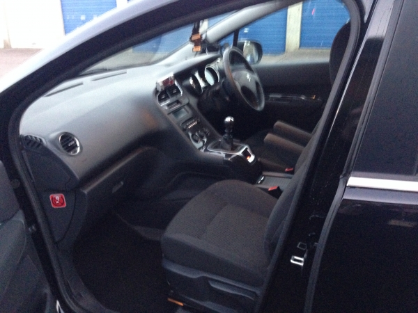 Our Cars - Riverside Buntingford Ltd -  Reliable, Licenced, Fully Insured Private Hire Buntingford Herts